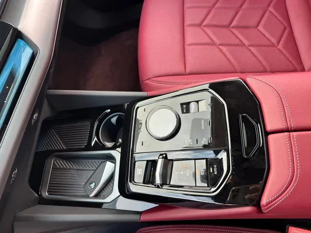 BMW 5 Series — Фото автомобиля 14