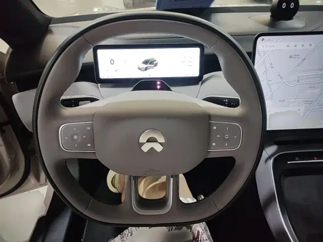 Nio ET5 Touring — Фото автомобиля 9