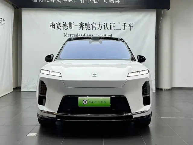 Nio ES8 — Фото автомобиля 2