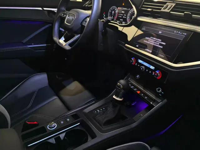 Audi Q3 — Фото автомобиля 17