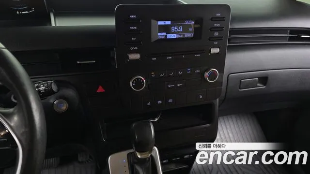 Hyundai Staria Staria Карго 3 места — Фото автомобиля 14