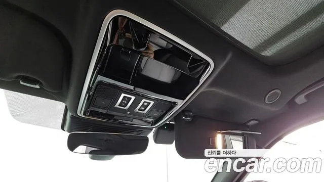Land Rover Range Rover Velar — Фото автомобиля 29