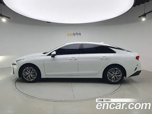 Kia K5 Generation 3 — Фото автомобиля 5