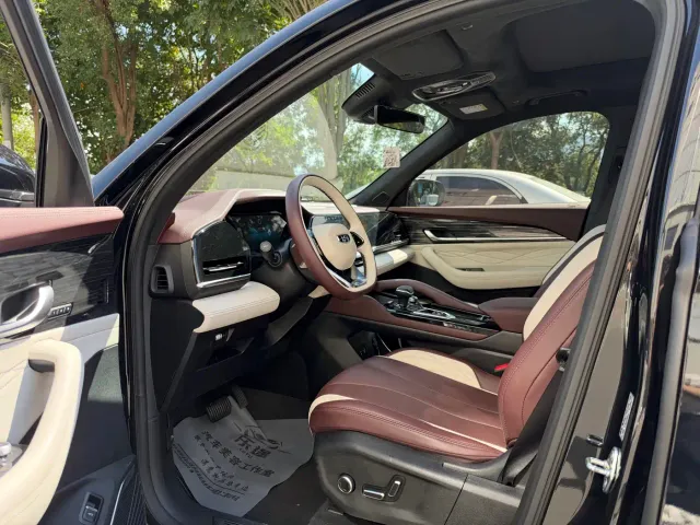 Geely Xingyue L — Фото автомобиля 8