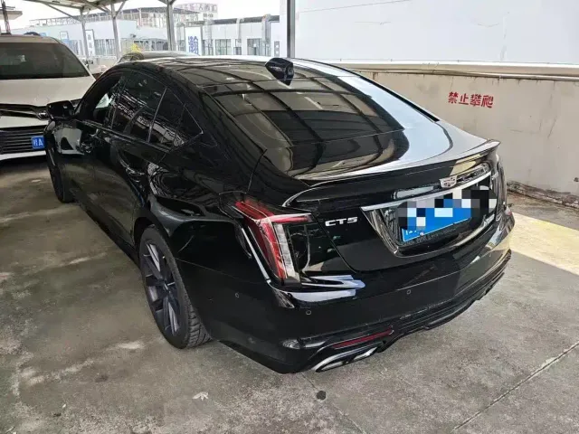Cadillac CT5 — Фото автомобиля 11