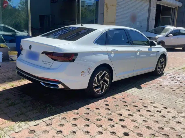 Volkswagen Sagitar — Фото автомобиля 12