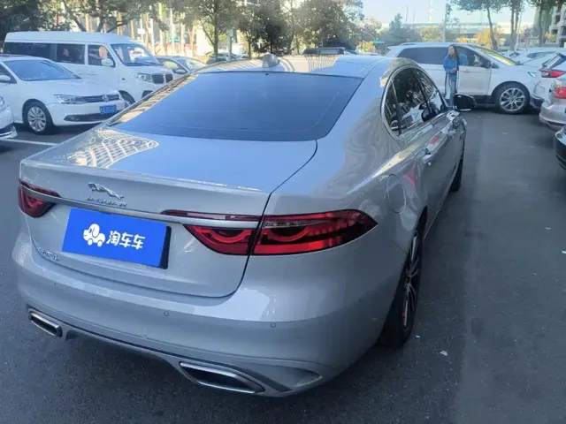 Jaguar XFL — Фото автомобиля 3