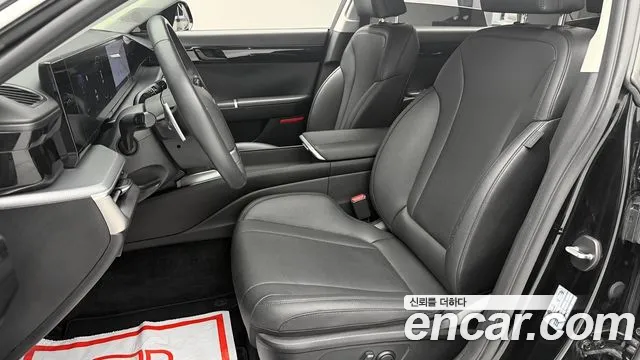 Hyundai Grandeur GN7 — Фото автомобиля 4