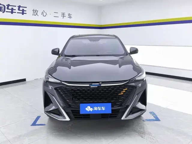 Changan X5 Plus — Фото автомобиля 2