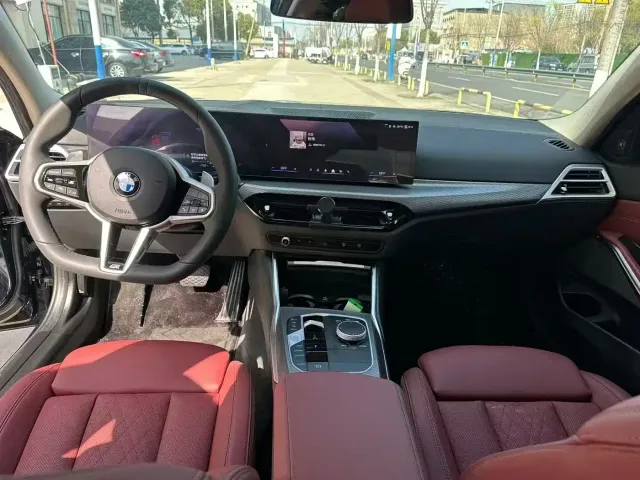 BMW 3 Series — Фото автомобиля 3