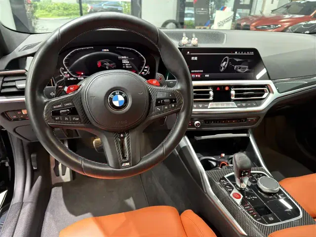 BMW M4 — Фото автомобиля 7