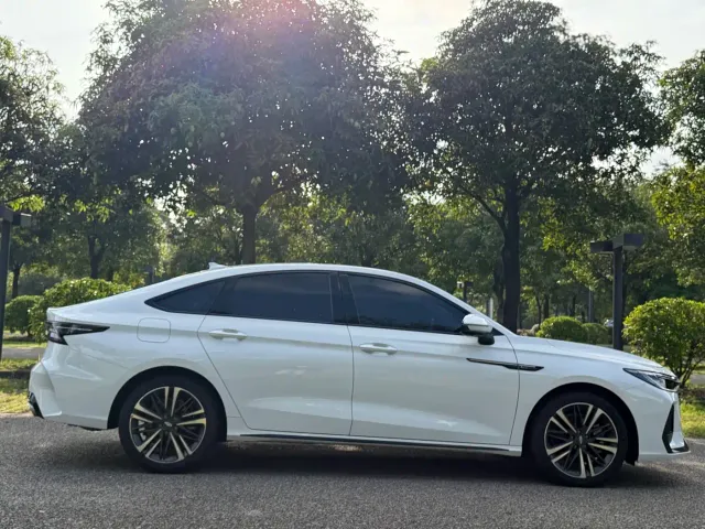 Chery Arrizo 8 — Фото автомобиля 8