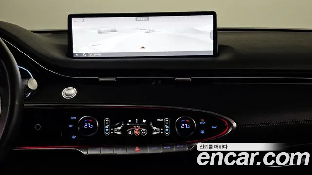 Genesis GV70 — Фото автомобиля 17