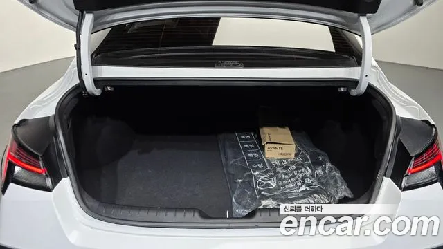 Hyundai Avante CN7 — Фото автомобиля 23