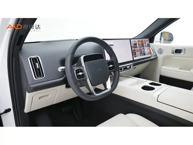 Li Auto L7 — Фото автомобиля 6