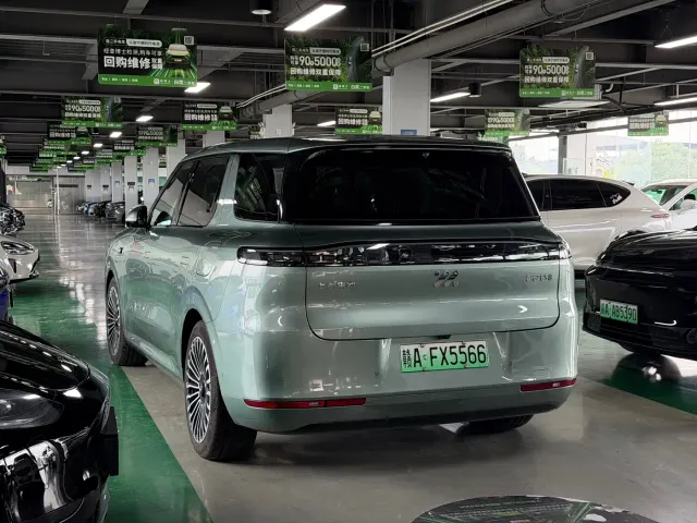 IM Motors LS8 — Фото автомобиля 4