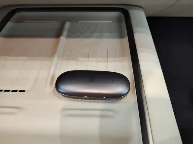Li Auto MEGA — Фото автомобиля 8