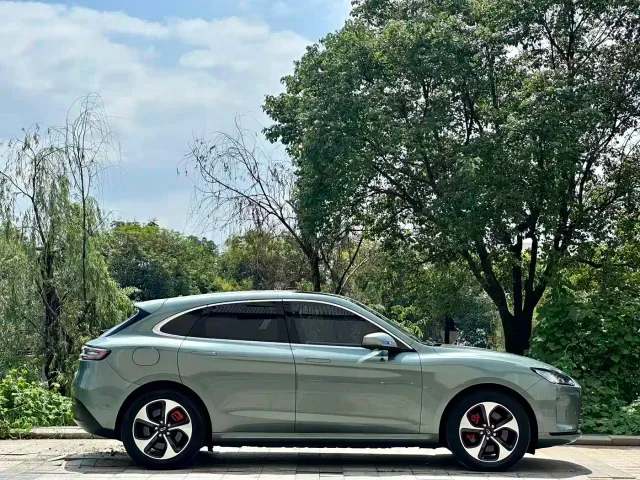 Aito M5 — Фото автомобиля 3