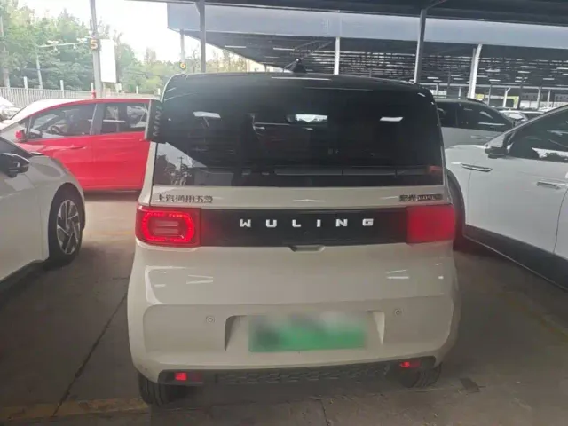 Wuling Hongguang Mini EV — Фото автомобиля 5