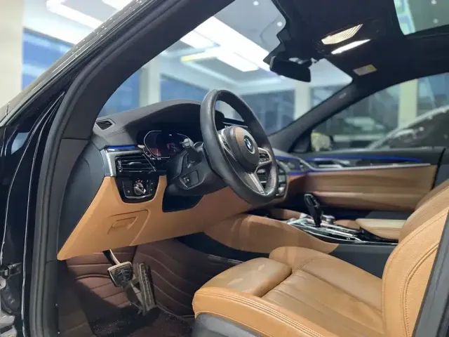 BMW 6 Series Gran Turismo — Фото автомобиля 4
