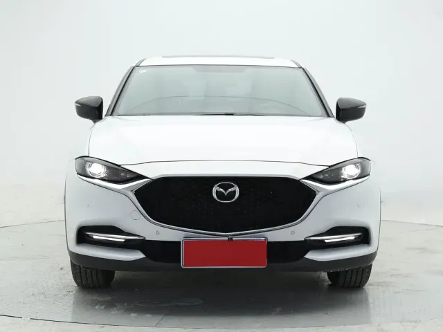 Mazda CX-4 — Фото автомобиля 2