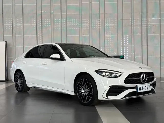Mercedes-Benz C-Class — Фото автомобиля 2