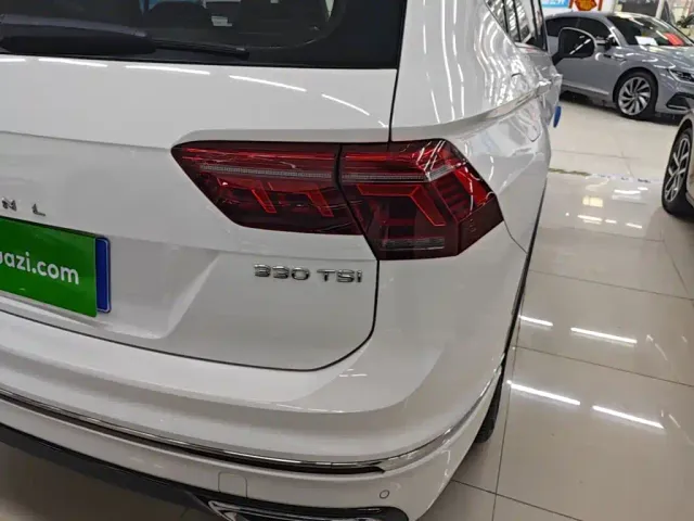 Volkswagen Tiguan L — Фото автомобиля 7