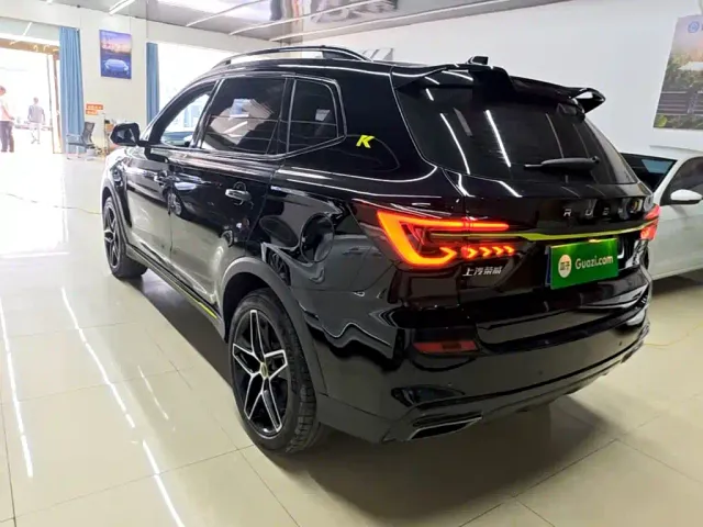 Roewe RX5 — Фото автомобиля 4