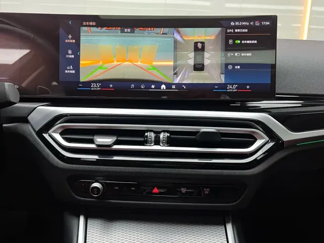 BMW 3 Series — Фото автомобиля 12