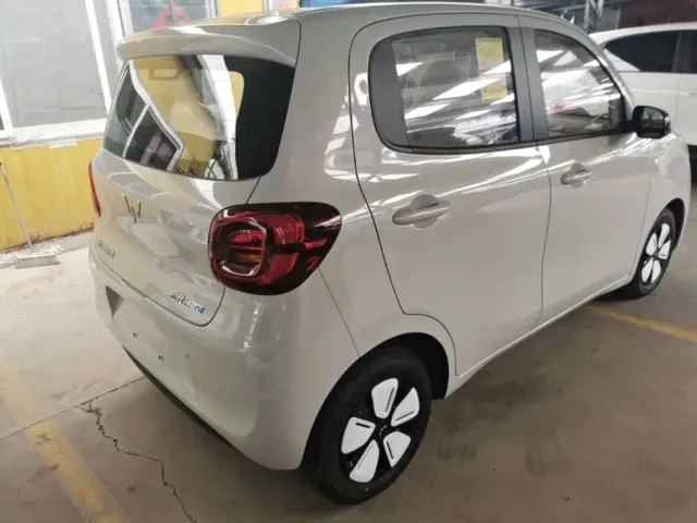 Wuling Hongguang Mini EV — Фото автомобиля 6