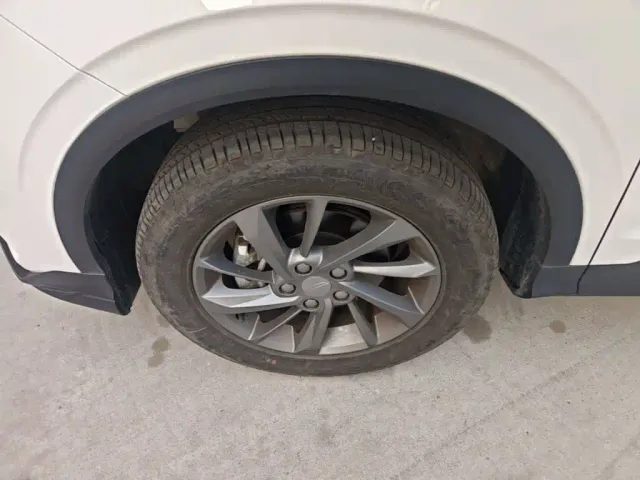 Geely Binyue — Фото автомобиля 22