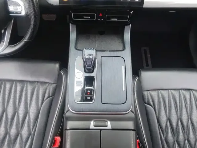 GAC Trumpchi GS8 — Фото автомобиля 16
