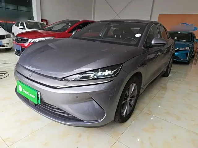 Фотография автомобиля — BYD Qin L