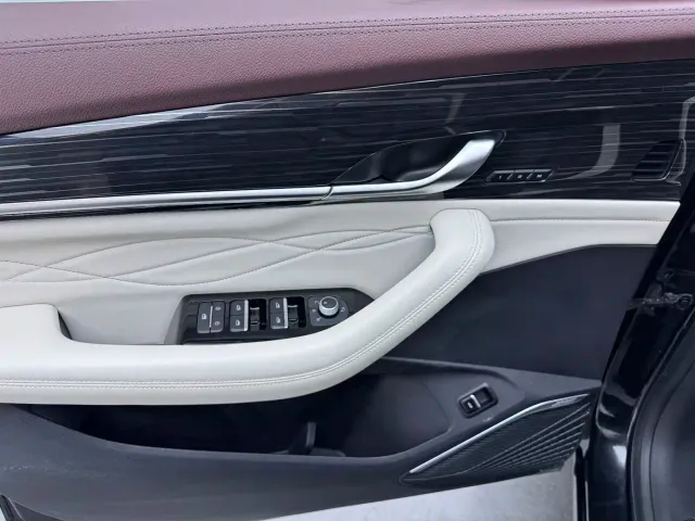 Geely Xingyue L — Фото автомобиля 9