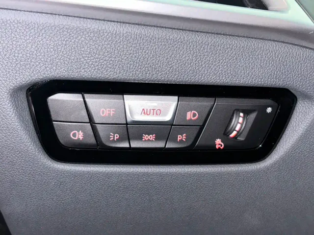 BMW 3 Series — Фото автомобиля 8
