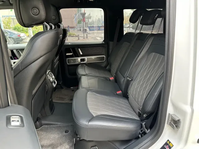 Mercedes-Benz G-Class — Фото автомобиля 10