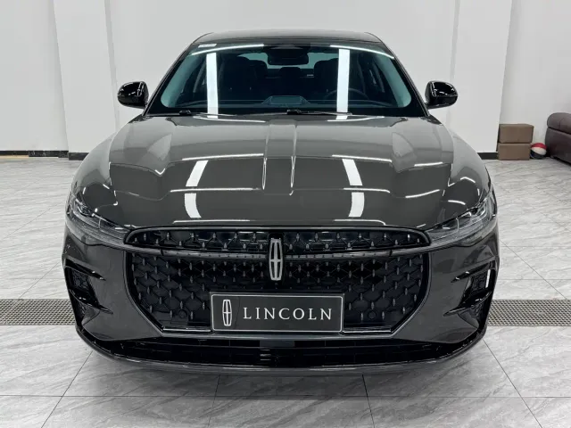 Lincoln Z — Фото автомобиля 2
