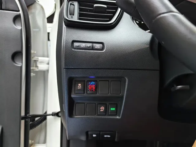 Nissan X-Trail — Фото автомобиля 13