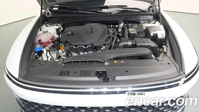 Hyundai Grandeur Grandeur (GN7) 2.5 Бензин 2WD — Фото автомобиля 6