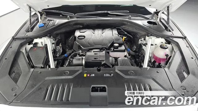 Genesis GV70 2.5T Бензин 2WD — Фото автомобиля 5