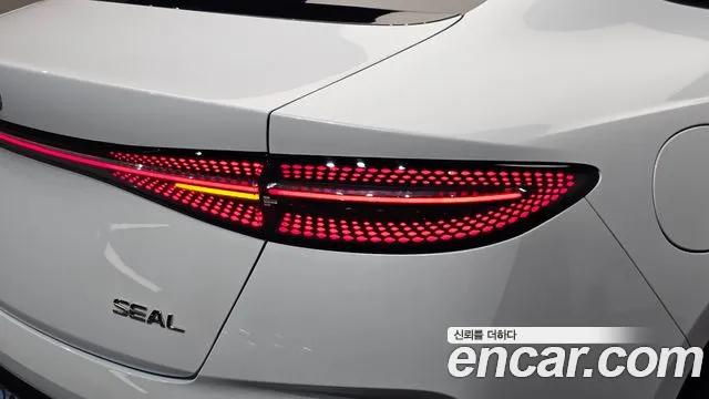 BYD Seal — Фото автомобиля 20