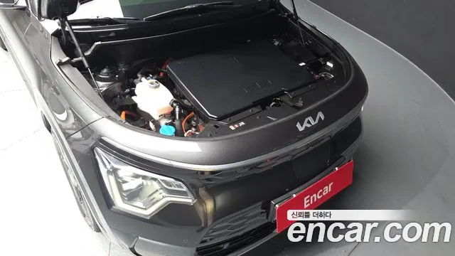 Kia Niro — Фото автомобиля 6