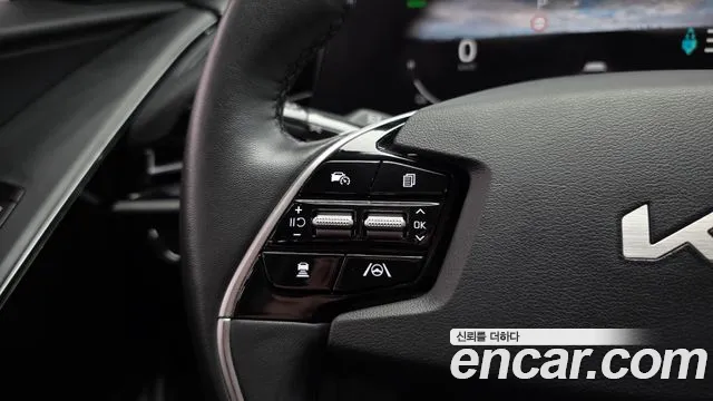 Kia Niro — Фото автомобиля 17