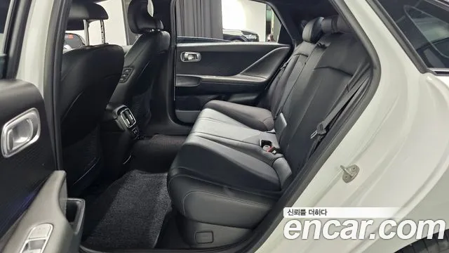 Hyundai Ioniq 6 — Фото автомобиля 18