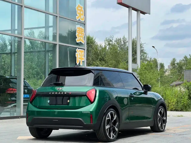 MINI Hatch — Фото автомобиля 5
