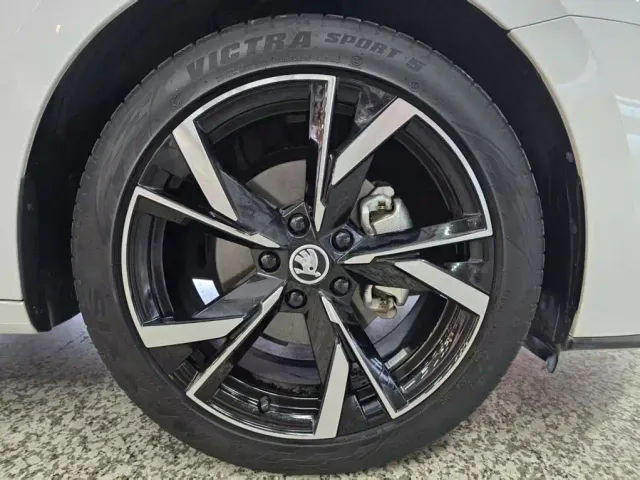 Skoda Octavia — Фото автомобиля 19