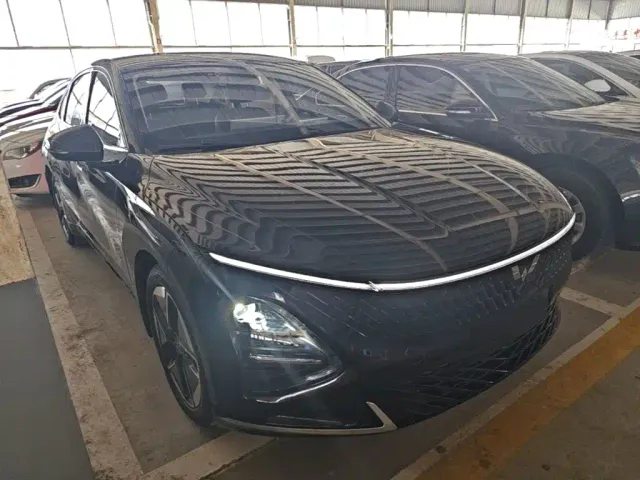 Wuling Starlight — Фото автомобиля 3