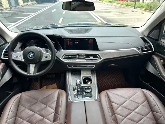 BMW X5 — Фото автомобиля 7