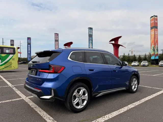 BMW X1 — Фото автомобиля 4
