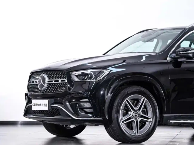Mercedes-Benz GLE-Class — Фото автомобиля 5